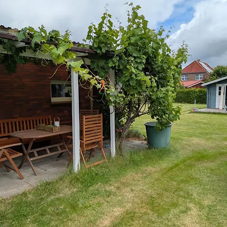 Heita An Der Nordsee Mit Xl-garten & Spielhaus Holtgast